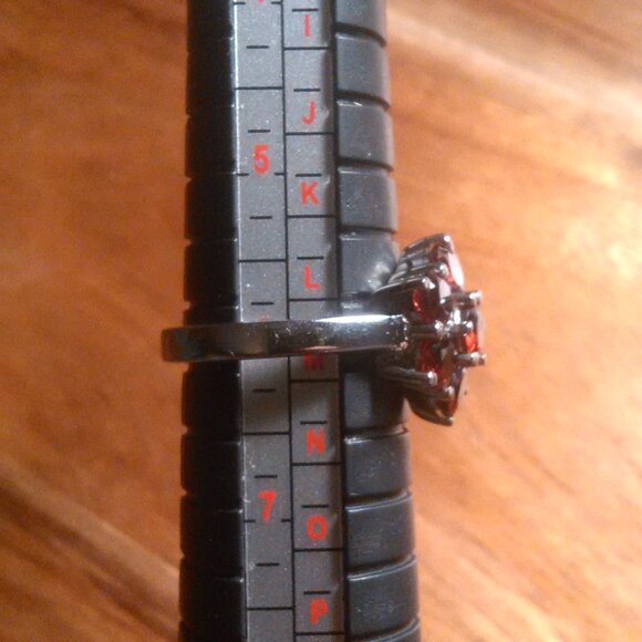 Mozambique Garnet Stainless Steel Floral Ring (Size 6) - Picture 4 of 15